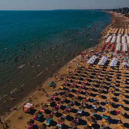 Ap Sunrise 3 Cu Terasa & Ap 2 Cu Balcon Langa Plaja * Navodari