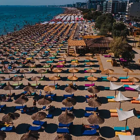 Ap Sunrise 3 Cu Terasa & Ap 2 Cu Balcon Langa Plaja * Navodari